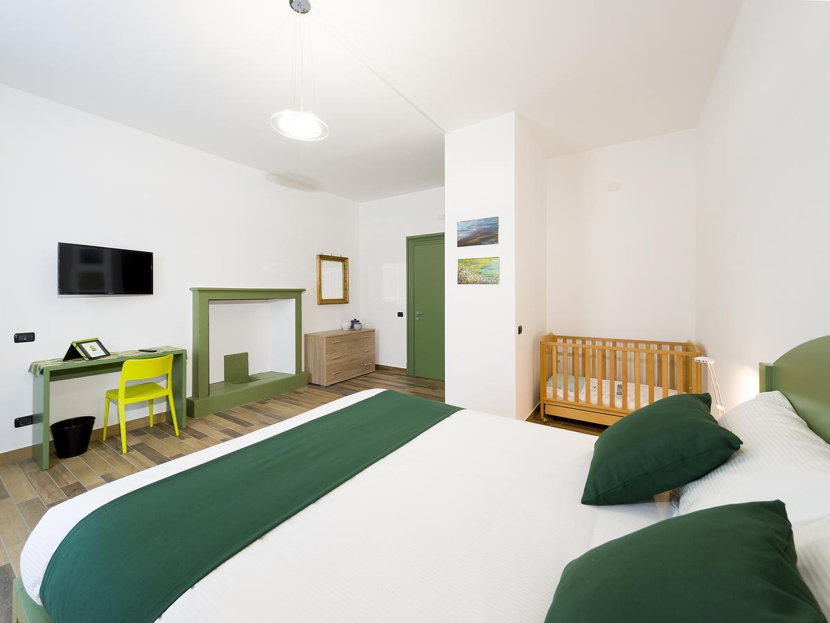 La Nostra Casa In Centro Hotell Lecco Exteriör bild