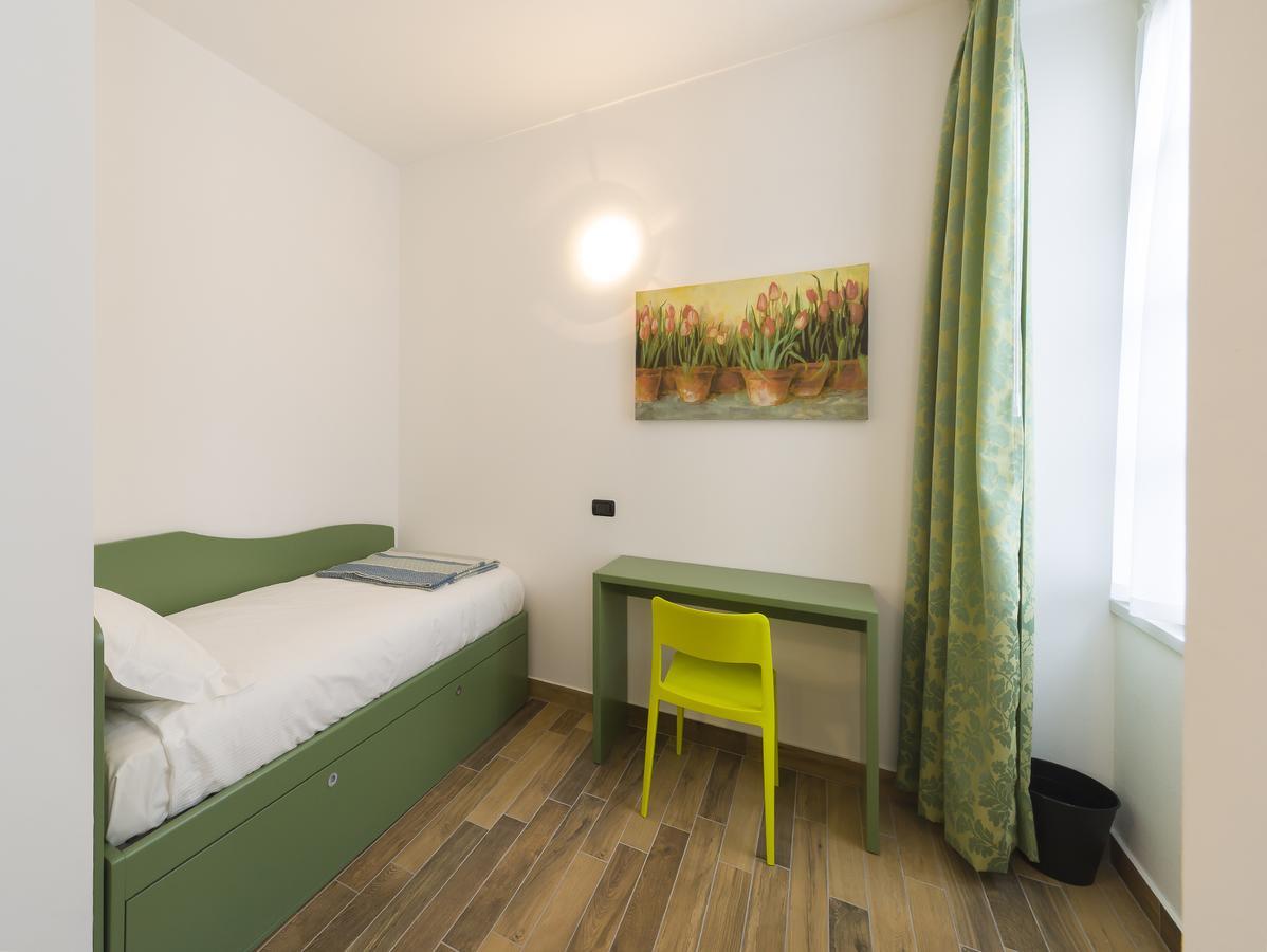 La Nostra Casa In Centro Hotell Lecco Exteriör bild